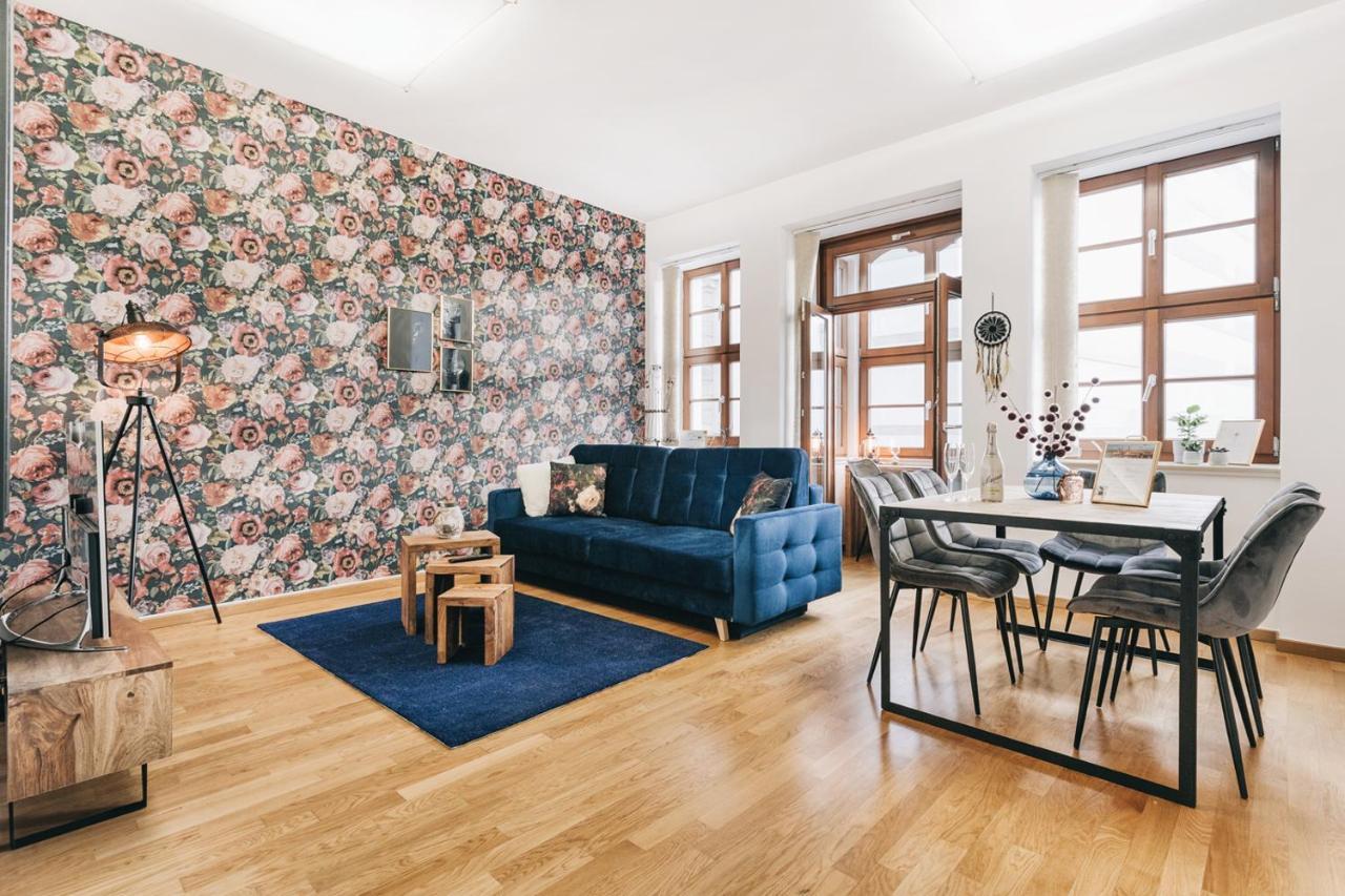 Ferienwohnung STYLE Residenz Dresden direkt an der Frauenkirche NETFLIX Exterior foto